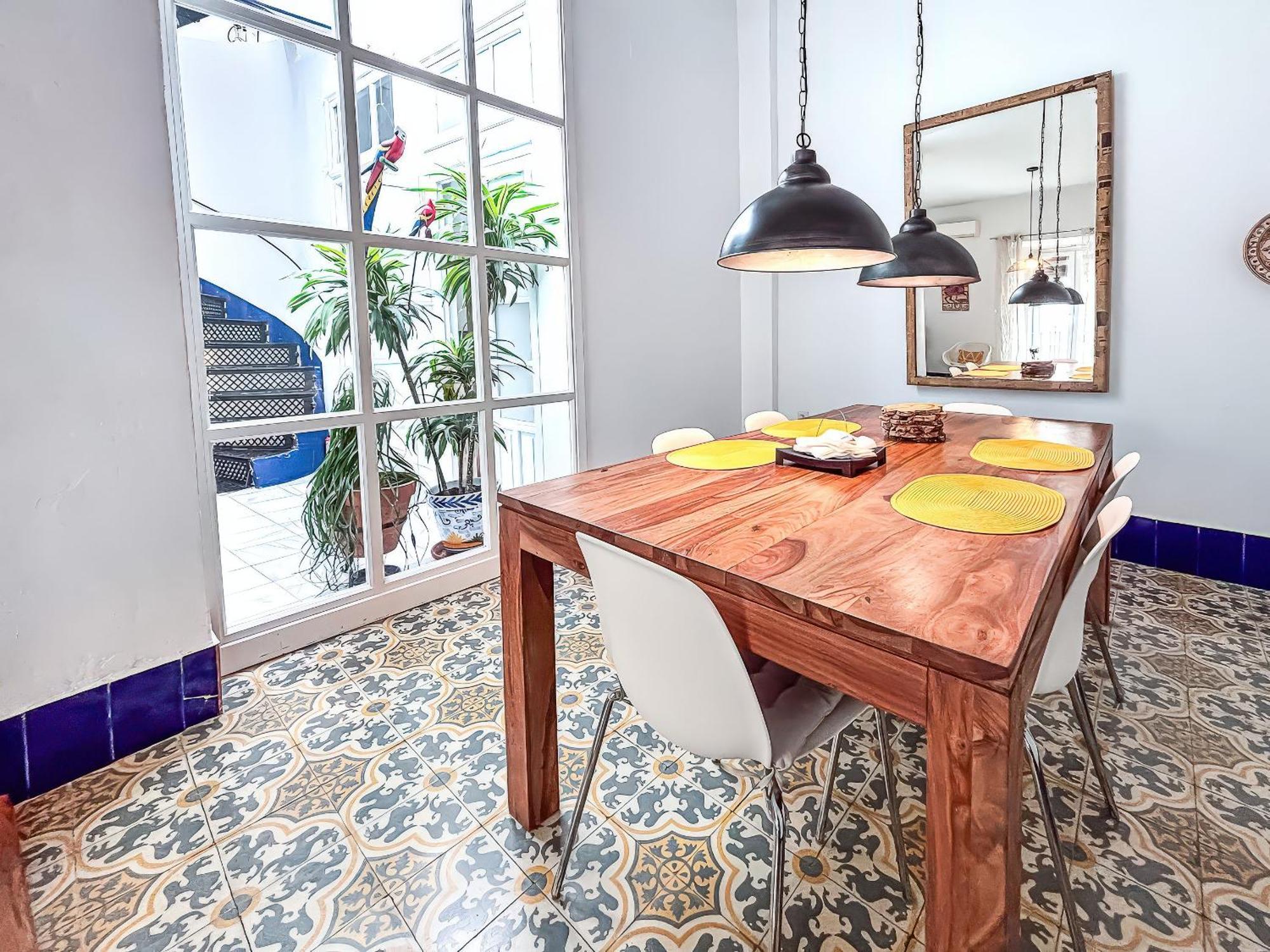 Apartment Rooftop Maisonette With Magnificent Terrace *